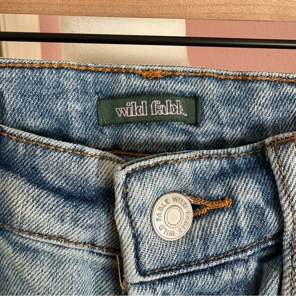 Distressed High Rise Straight Leg Denim Wild Fable size 6 - Picture 4 of 7
